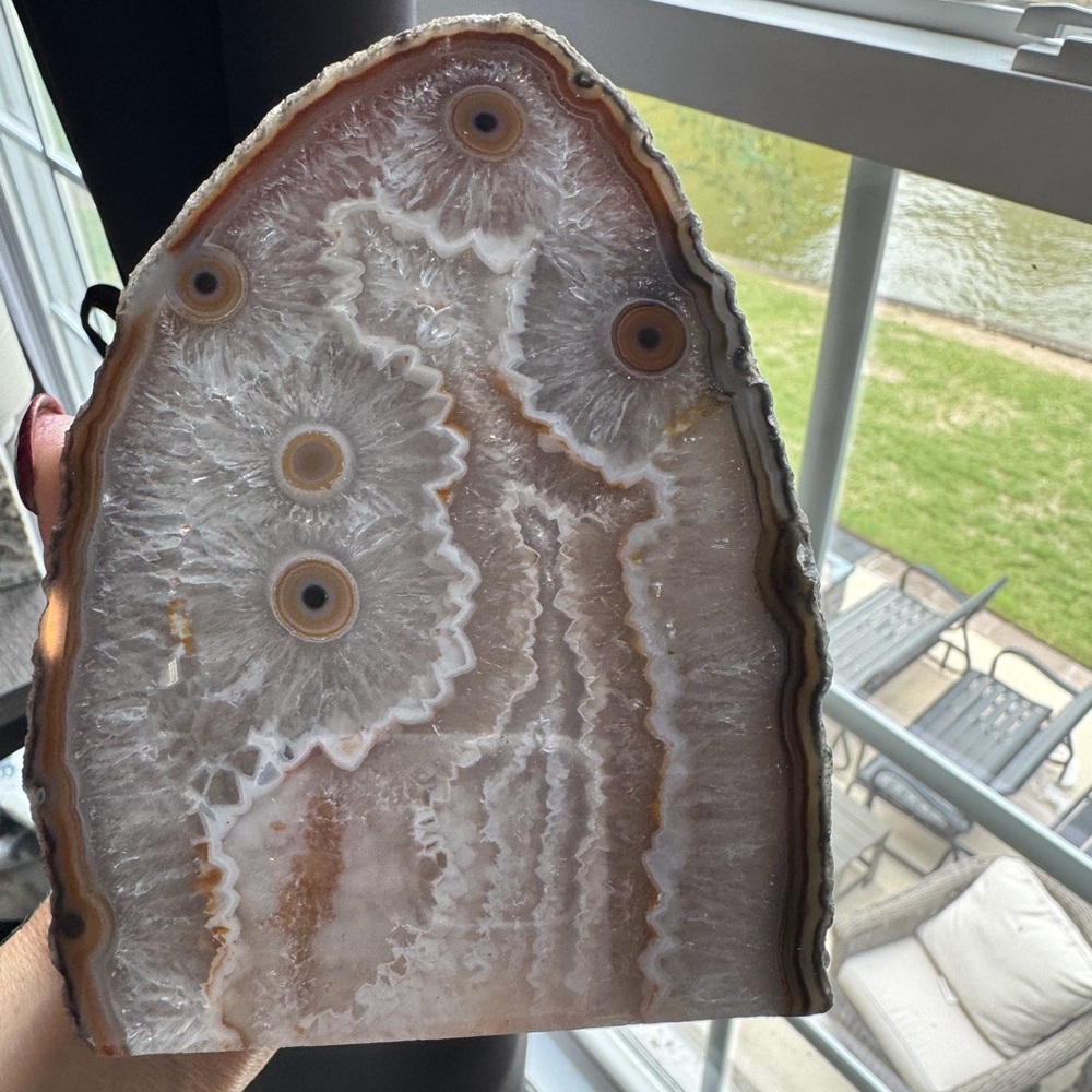 Stunning Agate Geode Slice Lamp - Picture 4 of 5